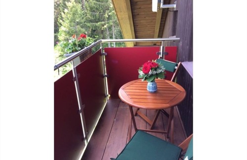 Hierholz Apartment | Apartment '5' with Shared Terrace, Balcony and Wi-Fi