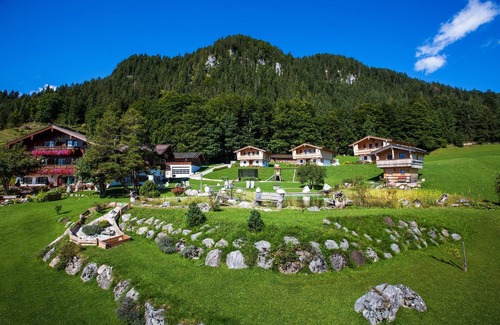 Ramsau bei Berchtesgaden Apartment | Cozy Apartment with Balcony and Free W-LAN for 2 Guests