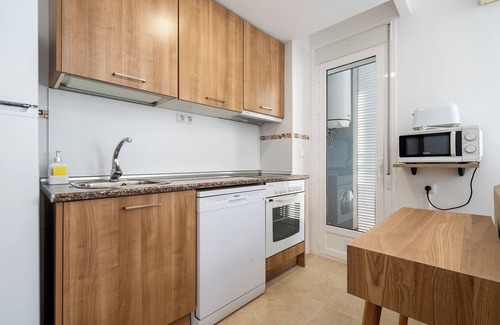Sant Carles de la Rapita Apartment | Oceanfront Apartment 'La Basseta' with Wi-Fi & Spa