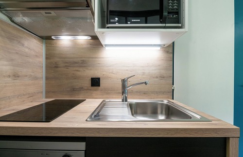 Saint-Francois-Longchamp Apartment | Mountain View Apartment for 6 with Balcony and Spa Access
