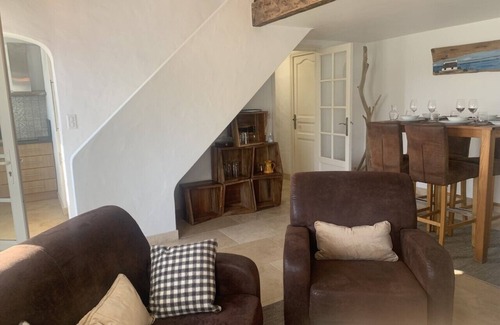 Saintes-Maries-de-la-Mer Condo | Stunning Oceanfront Apartment in Camargue - Rated 10/10