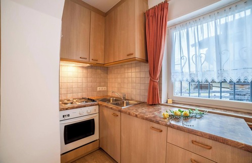 San Leonardo in Passiria Apartment | Top-Rated Residence Pichler 6: Mountain View & Pet Friendly