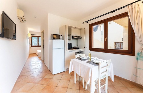 Vignola Mare House | Inviting Apartments with Shared Pool in Vignola/Mare Aglientu