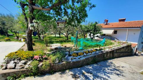 Piran Apartment | Oceanfront Retreat at Apartma Bajc - Rated 10/10 by Guests
