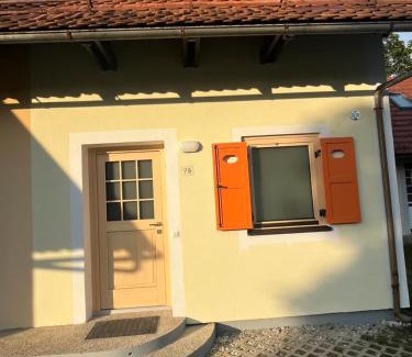 Terme Catez Apartment | APARTMA BUQEZ-HOUSE 79 with Termal Riviera Čatež tickets