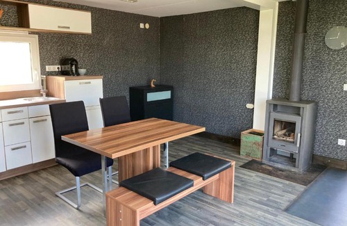 Pesnica Apartment | Pet-Friendly Apartma Hisa konj with Great Guest Rating