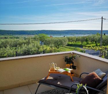 Piran Apartment | Exceptional Oceanfront Getaway at Apartma Isabella