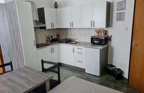 Dravograd Apartment | Cozy Apartma Juteršek: Family-Friendly with Breakfast Included
