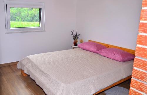 Tisina Apartment | Unforgettable Stay at Apartma Kapelski Fant - 10/10 Rating