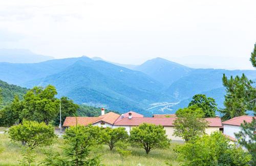 Kozbana Apartment | Guest Rated: 9.3/10 at Apartma Korada with Family Amenities