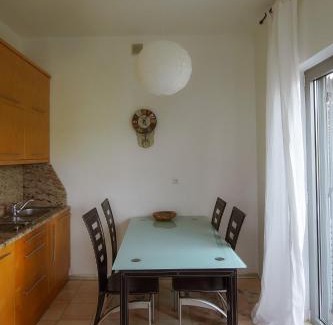 Seca Apartment | Explore Comfort at Apartma Metis: Pet-Friendly Retreat