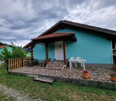 Kambresko House | Inviting Apartma Patricija - Oceanfront Apartments Awaits