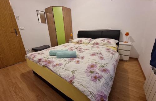 Kambresko House | Inviting Apartma Patricija - Oceanfront Apartments Awaits