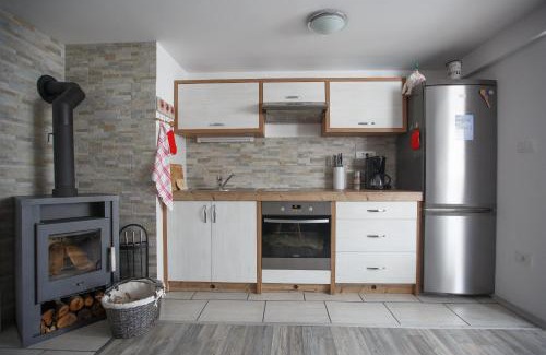 Pohorje Apartment | Family-Friendly Retreat at Apartma Natura Kope - Rated 9/10