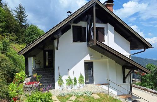 Skofja Loka Apartment | Apartma Slovenias