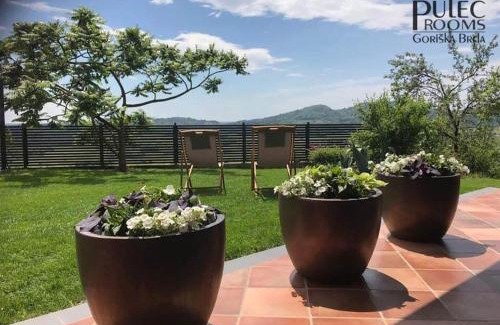 Brda Apartment | Pet and Child-Friendly Escape at Apartma Sobe Pulec