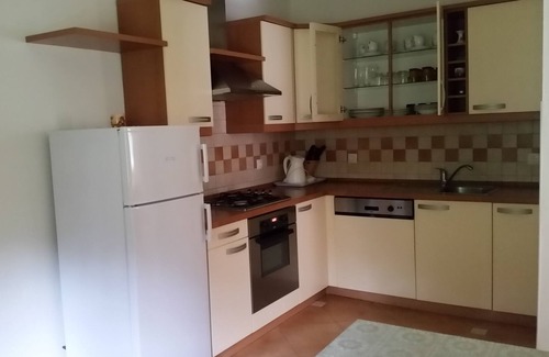 Slovenska Bistrica House | Riverside Retreat: Apartma Vintgar with Kitchen & Breakfast