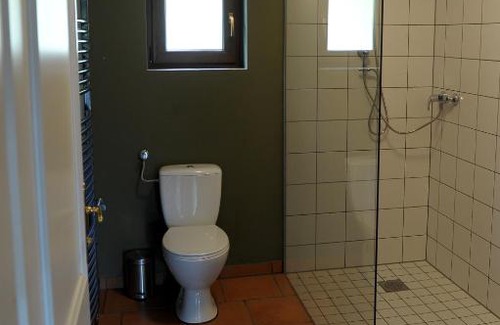 Gornji Petrovci Apartment | Guest Favorite: APARTMAJI GOSPOUD SRMAK - Family-Friendly Stay