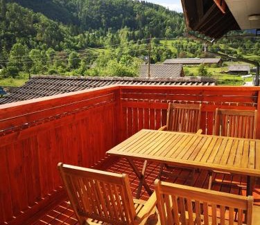 Bohinjska Cesnjica House | Pet-Friendly Apartmaji Hodak with Oceanfront Views