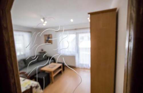 Studor Apartment | Family-Friendly Retreat at Apartmaji Matej Cvetek