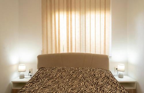 Golubic Apartment | Welcoming Stay at Apartman Čurčić - Rated 9/10 & Family-Friendly