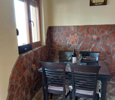 Zabljak Apartment | Top-Rated Apartman Žabljak with Hot Tub & Breakfast