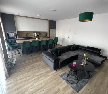Nova Gradiska Apartment | Top-Rated Family-Friendly Stay at Apartman 100JIĆ
