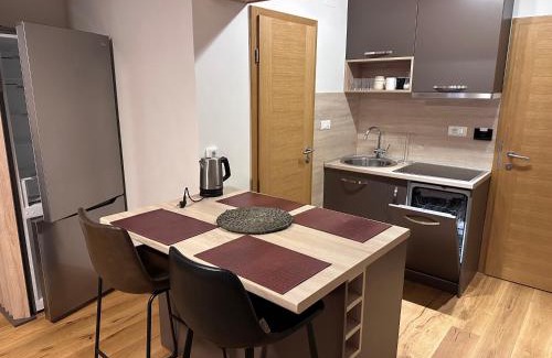 Jahorina Apartment | Discover Comfort at Aparthotel Vucko with Pool & Spa