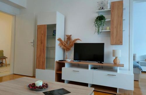 Milici Apartment | Child-Friendly Retreat at Apartman Aleksandar - Rated 9.9/10