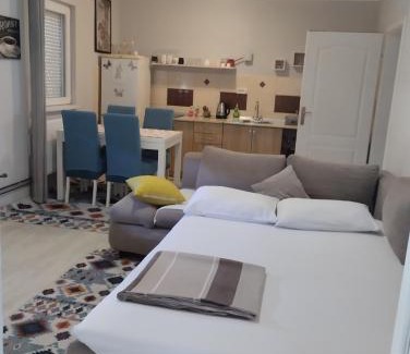 Sarajevo House | All Seasons Apartment: Pet-Friendly Stay with Breakfast