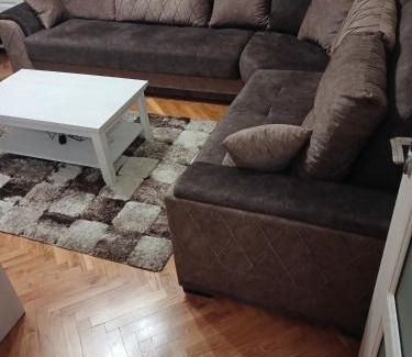 Niksic Apartment | Kid-Friendly Stay at APARTMAN ANDJELA – Rated 10/10!