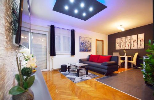 Osijek Apartment | Top-Rated Apartman Aurelius with Private Parking Available