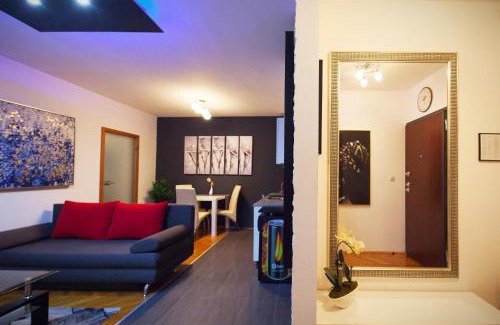 Osijek Apartment | Top-Rated Apartman Aurelius with Private Parking Available
