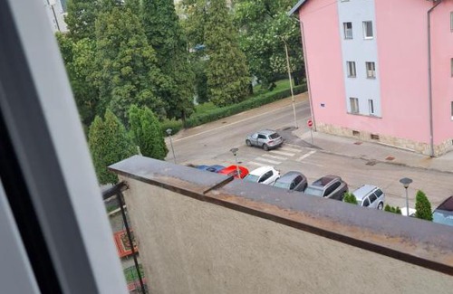Foca Apartment | Budget-Friendly Apartment with Family and Pet Amenities