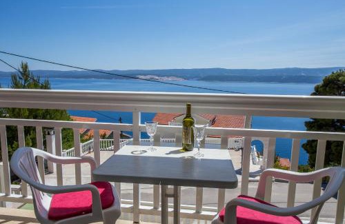 Celina Apartment | Top-Rated Child-Friendly Apartman Bangel with Kitchen