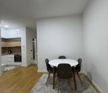 Ilidza Apartment | Child-Friendly Comfort at Apartman Bulevar Una - Rated 10/10