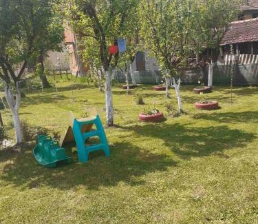 Una-Sana Canton Apartment | Family-Friendly Stay at Apartman Cirkic - Rated 9.9/10