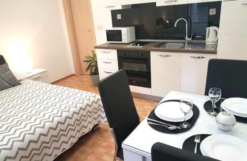 Stanici Apartment | Exceptional Stay at Apartman Dalibor in Stanići, Omiš