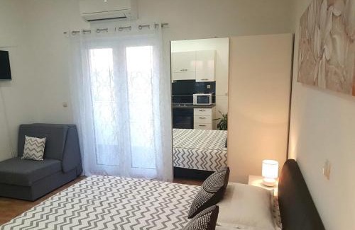 Stanici Apartment | Exceptional Stay at Apartman Dalibor in Stanići, Omiš