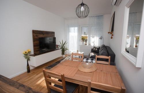 Osijek Apartment | Guest Favorite: Apartman Domagoj - 4-Star Family Retreat