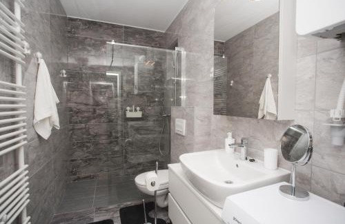 Osijek Apartment | Guest Favorite: Apartman Domagoj - 4-Star Family Retreat