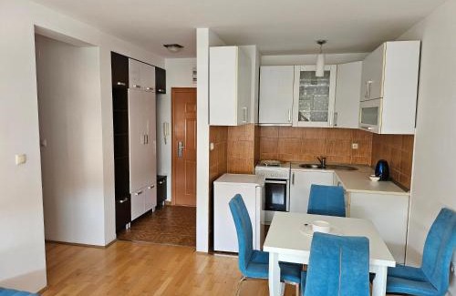 Gradiska Apartment | Apartman Dona