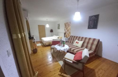 Teslic Apartment | Family-Friendly Comfort at Apartmani Dujakovic - Rated 9/10