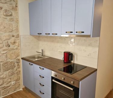Supetar Apartment | Family-Friendly Retreat at APARTMAN ELI - Rated 9.9/10