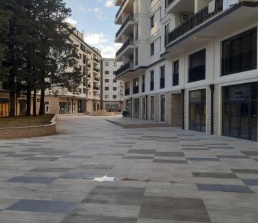 Trebinje Apartment | Top-Rated Apartman EN with Pool and Child-Friendly Perks