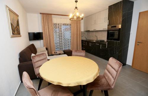 Laktasi Apartment | Cozy Apartman Felix: Guest Rated 9.2 & Family-Friendly