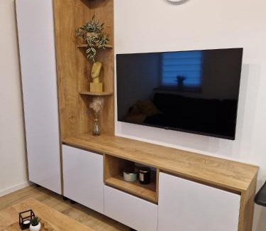 Slavonski Brod Apartment | Highly Rated Apartman Gallery: Family-Friendly Comfort