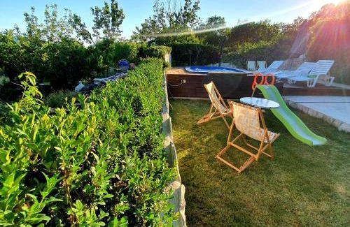 Muc Villa | Discover Apartman Gizdavac: Guest Rated 9/10 & Pet Friendly