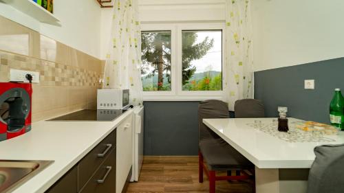 Gomirje Apartment | Family-Friendly Stay at APARTMAN GRADINA - 10/10 Rated