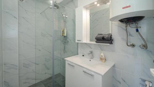Gomirje Apartment | Family-Friendly Stay at APARTMAN GRADINA - 10/10 Rated